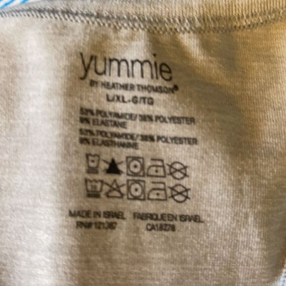 Yummie Striped Racerback Athletic Tank Top Large XL - Picture 13 of 13